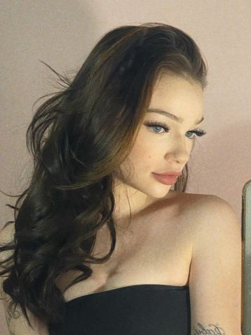 Полина